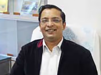 Dr S Kumar